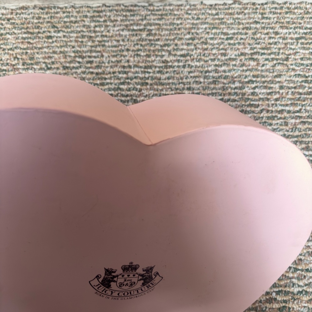 RARE Juicy Couture Set of 6 Blown Glass Christmas Holiday Ornaments Heart Box - Picture 10 of 11